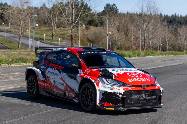 01_ToyotaAresRacing (12)